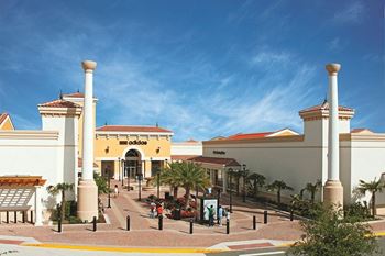 Outdoor shopping center